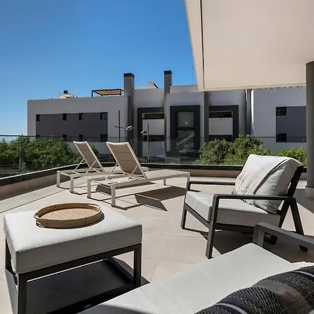Apartment Amazing 4 Bedroom With Pools + Gym - Rdr269 *